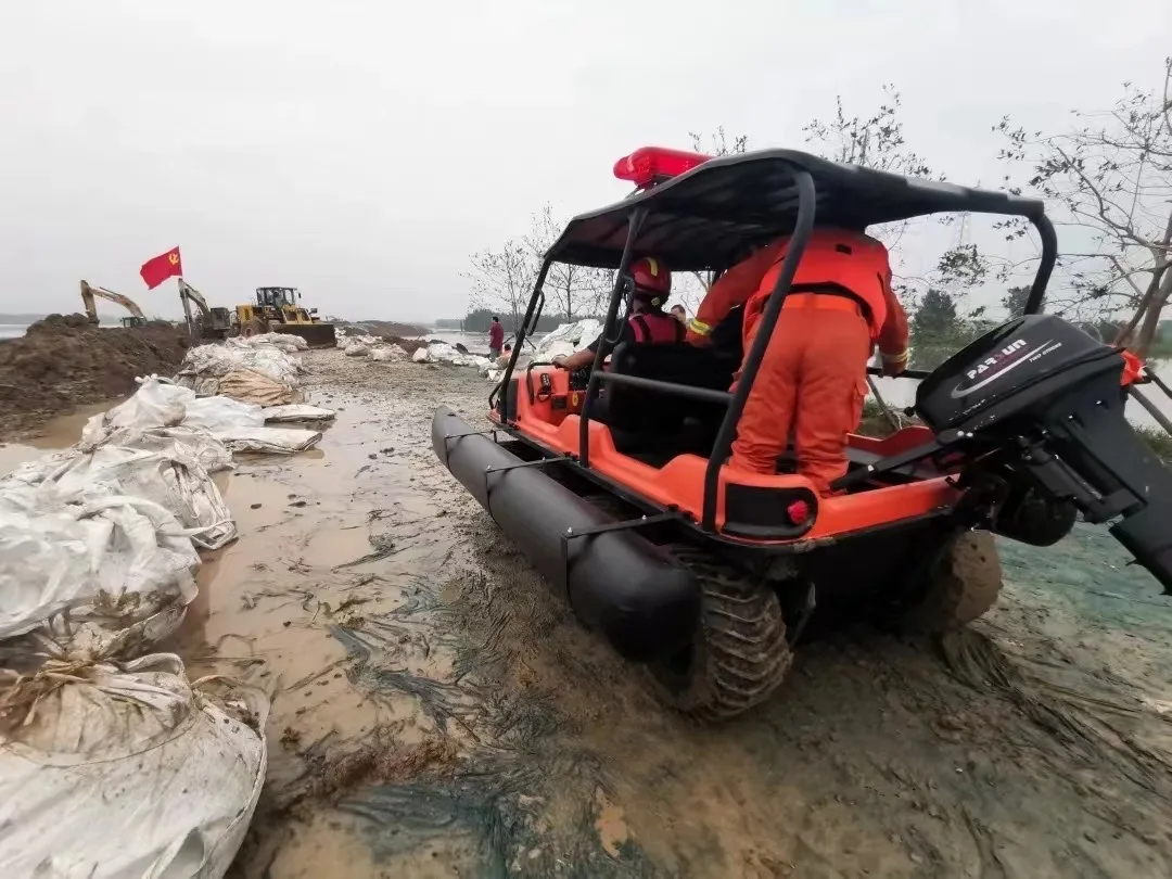 Argo Amphibious All-Terrain Search and Rescue Vehicle 8X8 Centaur With Fire Pump