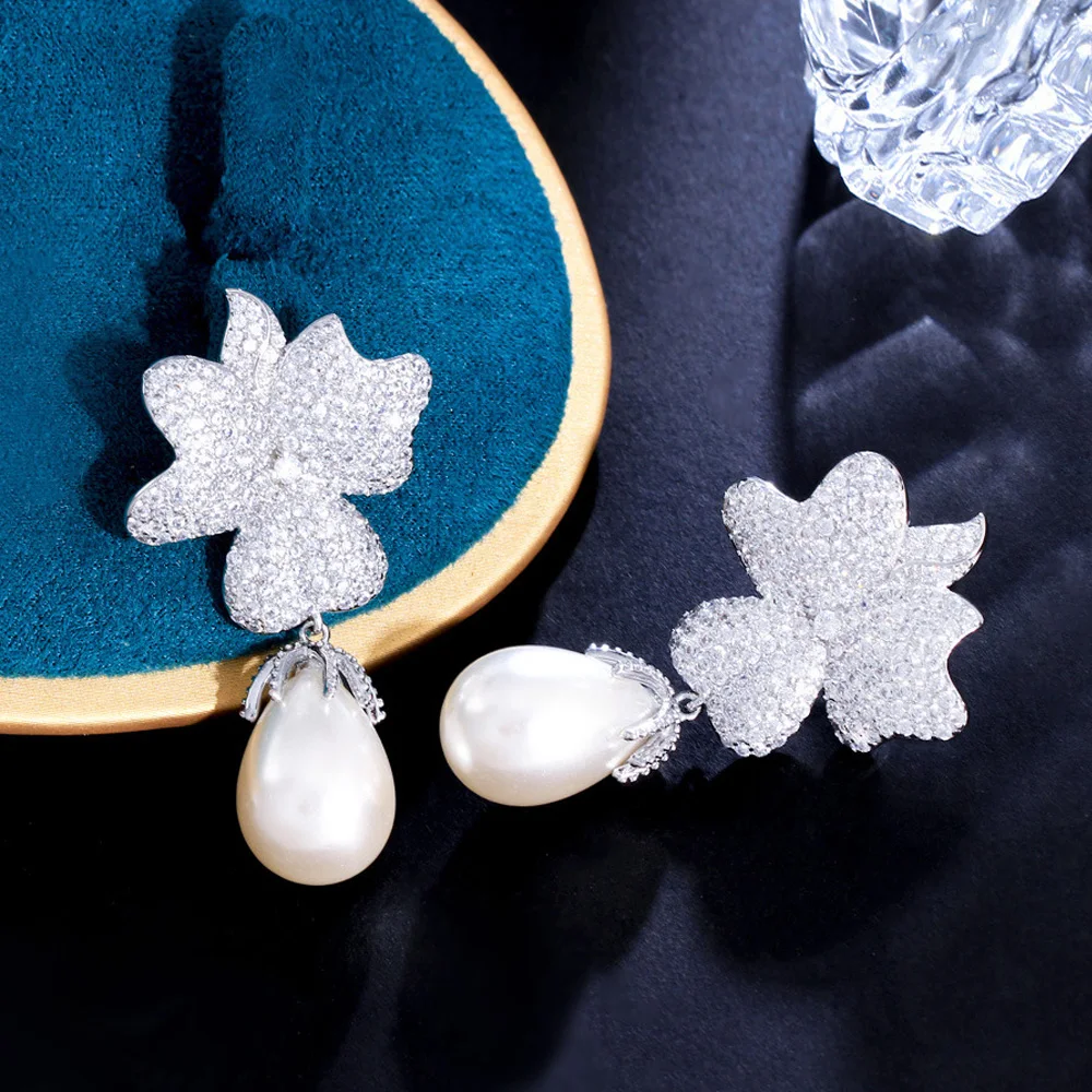 Boucles D'oreilles Pendantes Argent 925 – Zircon Cubique Forme Fleur – Neuf Sans Emballage