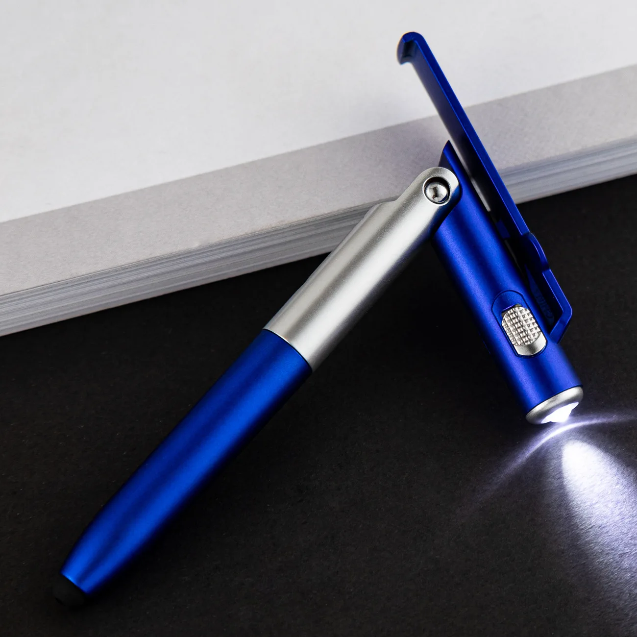 Multi Functional Phone Holder Plastic Pen LED Folding Lamp Pen Advertising Gift 4-in-1 Capacitive Touch Screen Ballpoint Pen