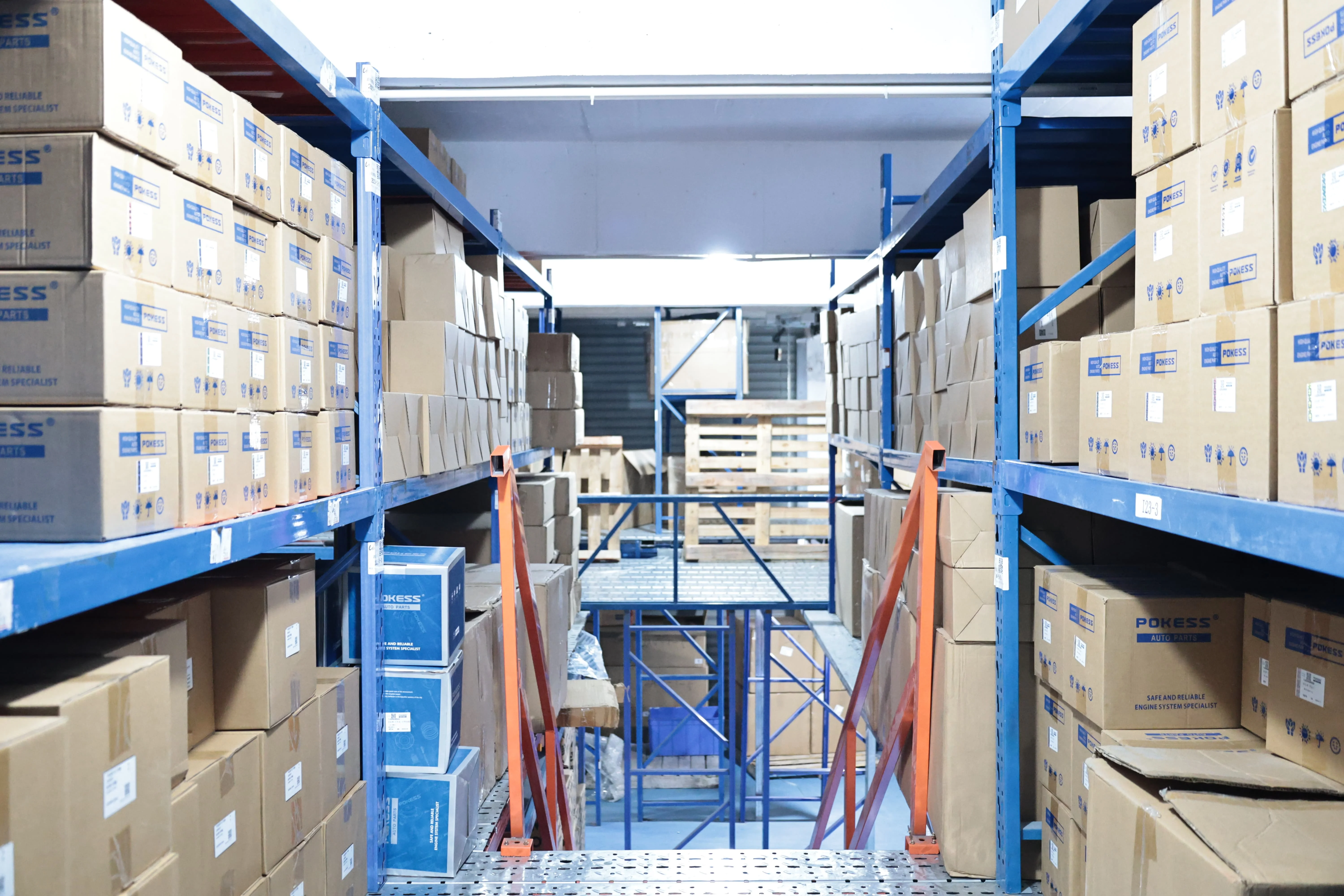 AB396B032JB AB396B032MB AB396B032AF UC9M3905XC Engine Mounting for RA... — 5
