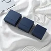 Azul oscuro