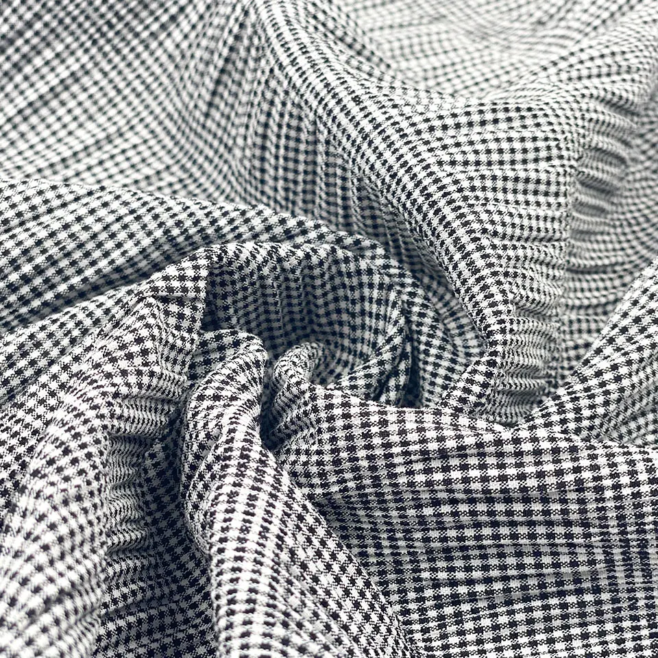 Новинка, мягкая крашеная пузырьковая пряжа deigns, крашеная в мелкую клетку, полиэфирная смесь TR, вискозная ткань seersucker для рубашек