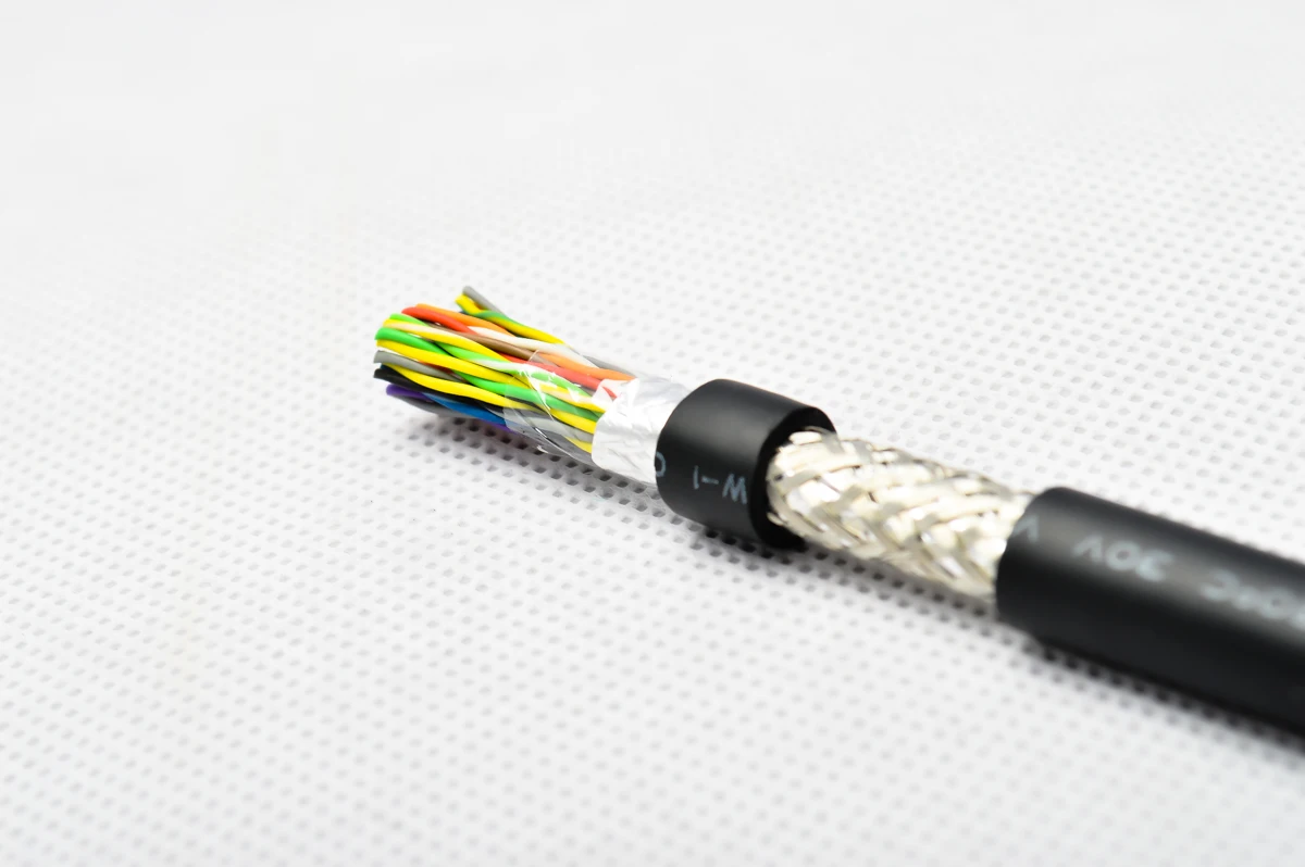 Awm Ul20276 28awg Multi-conductor  Computer Cable Wires  vw 1 80c 300v with Certificate