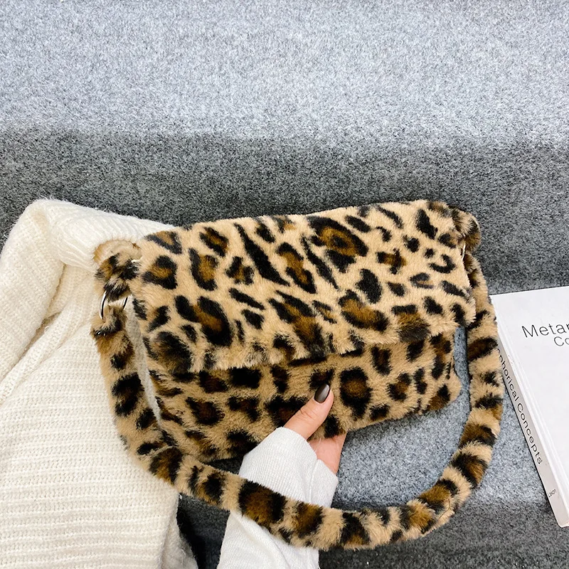 fluffy tote bag leopard