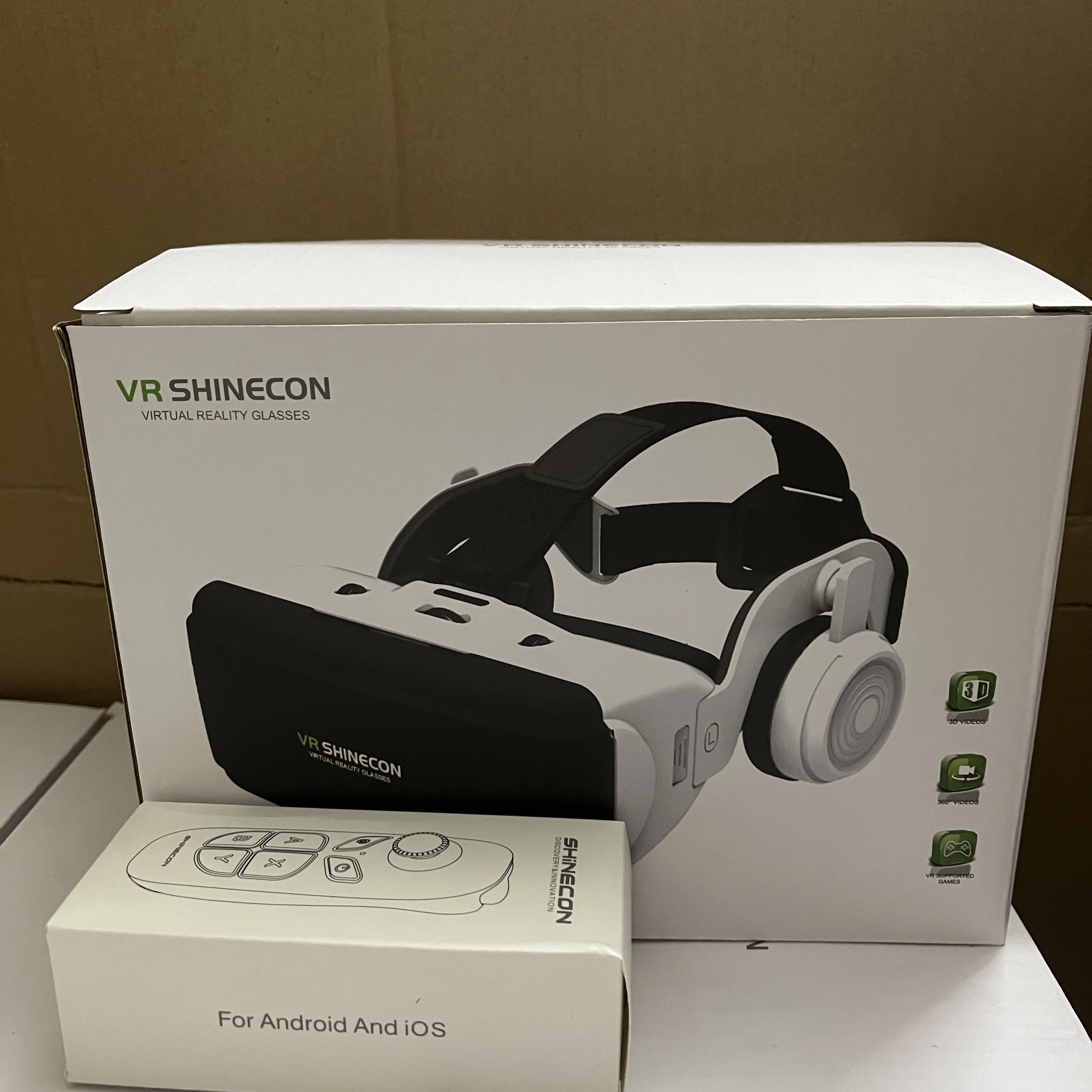 Wholesale G06 VR Headset with Remote Controller Stereo Headphones VR Helmet  3D VR Virtual Reality Glasses