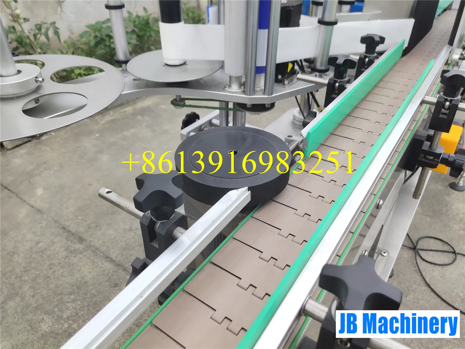 JB-LT100 Автоматическая круглая бутылка эфирного масла, машина для маркировки конопляного масла с кодеком для партий