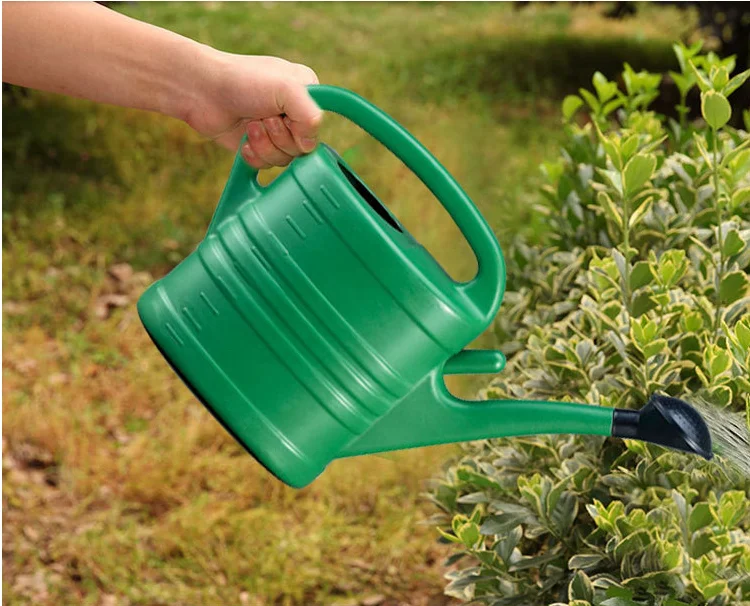 Пластиковая поливочная банка для сада с розовым дизайном 10 л