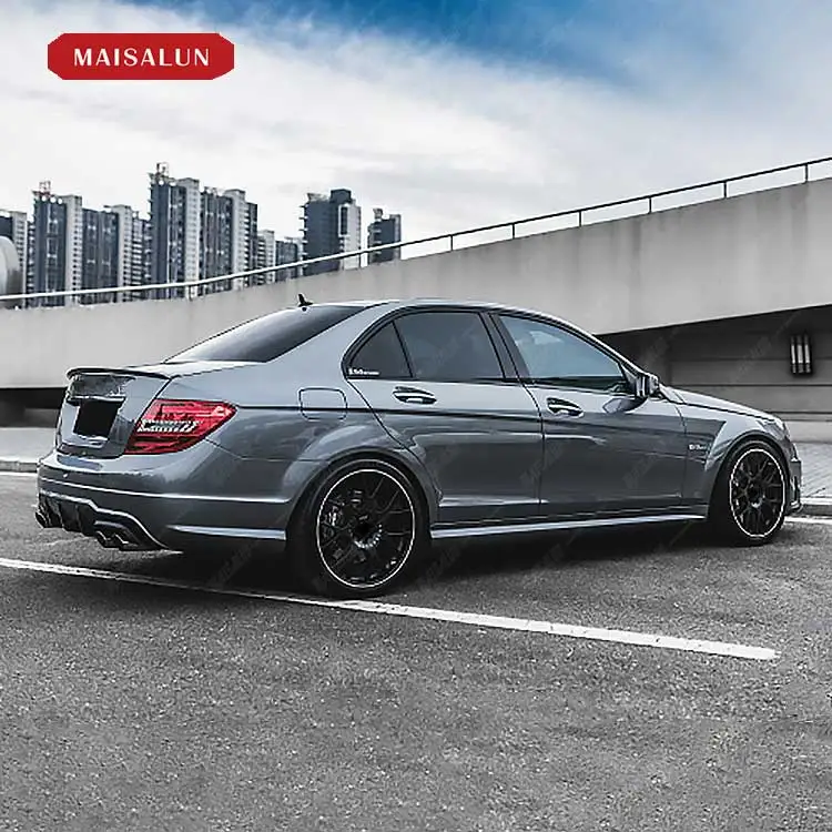 High Quality Car Body Kit for Benz C Class W204 Upgrade to C63 Style Bodykit Front Bumper with DRL Rear Bumper and Side Skirts