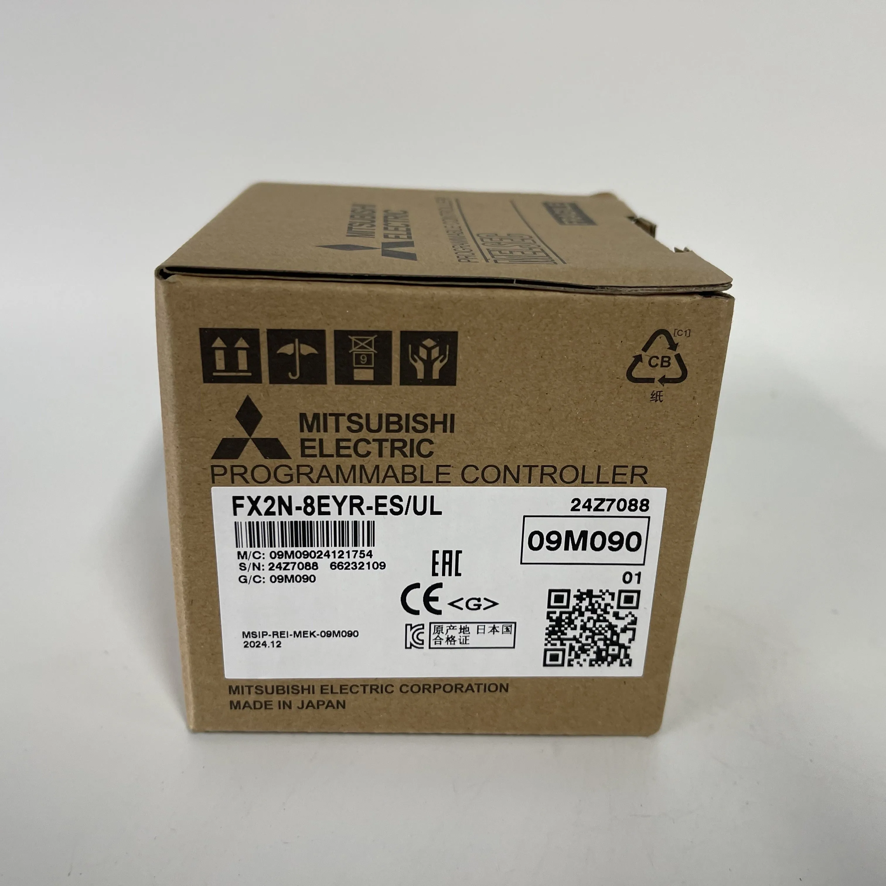 Mitsubishi Programmable Controller Output Module FX2N-8EYR-ES/UL