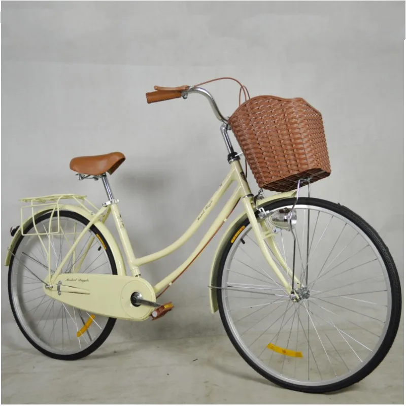 26インチチョッパーローライダー大人用自転車黄色女性ストレッチビーチ