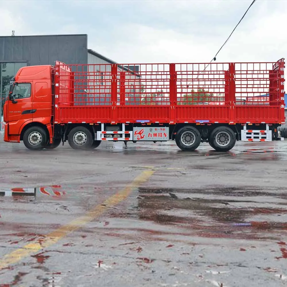 Good Condition Chinese Sinotruk HOWO 8X4 Cargo Transport Truck 12Wheeler Cargo Truck With Cheap Price supplier