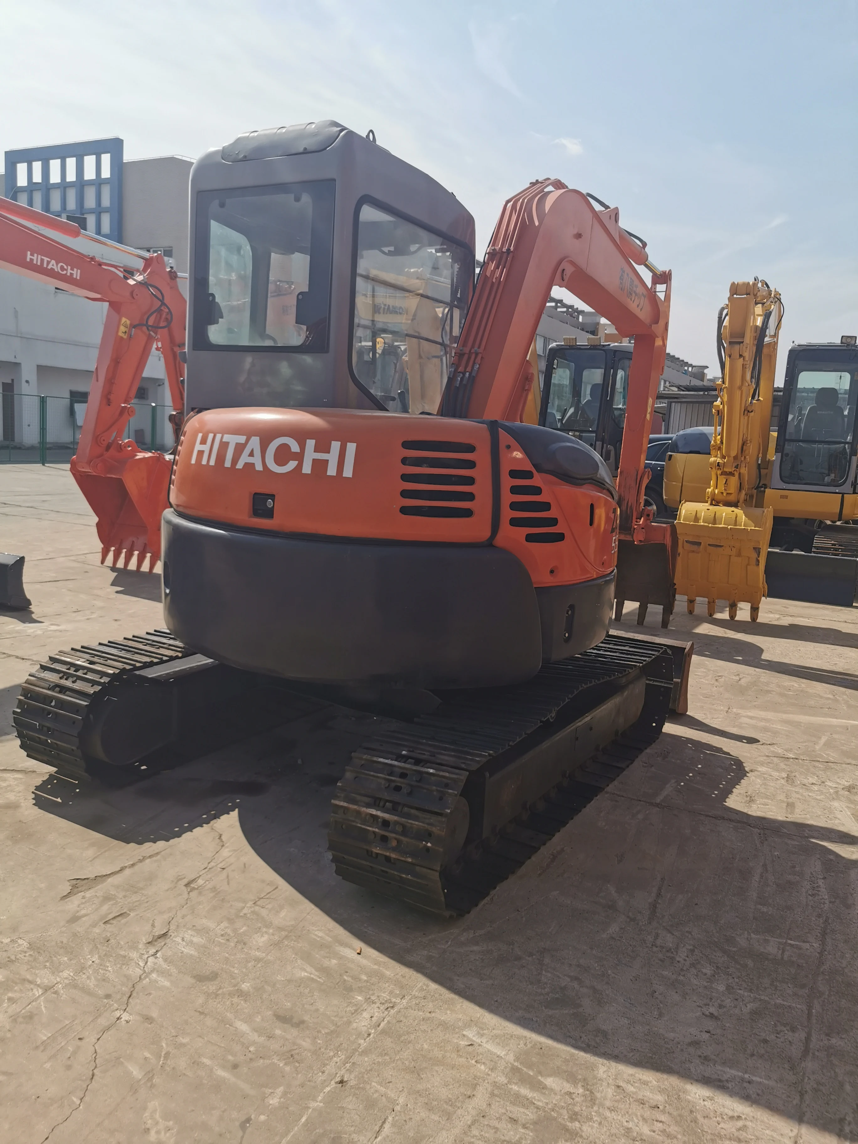 Used Hitachi ZX55 Mini Crawler Excavator 5.5 Tons with 5 Ton Operating Weight and 2021 Year Model