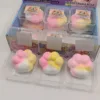 Crispy macaron cat paw