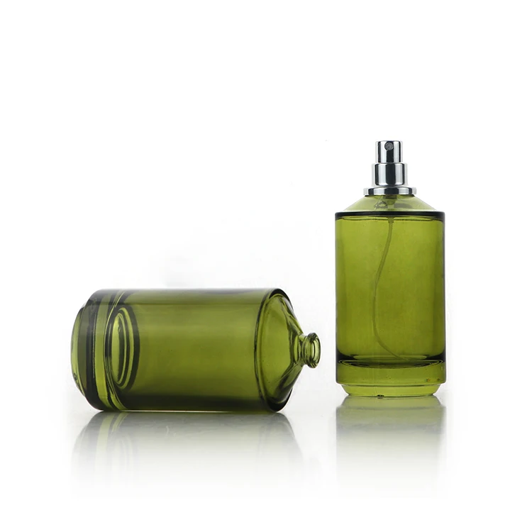 Flacon de parfum vide de luxe 100 ml vert olive transparent avec design  d'paule spcial et vaporisateur de brume parfume
