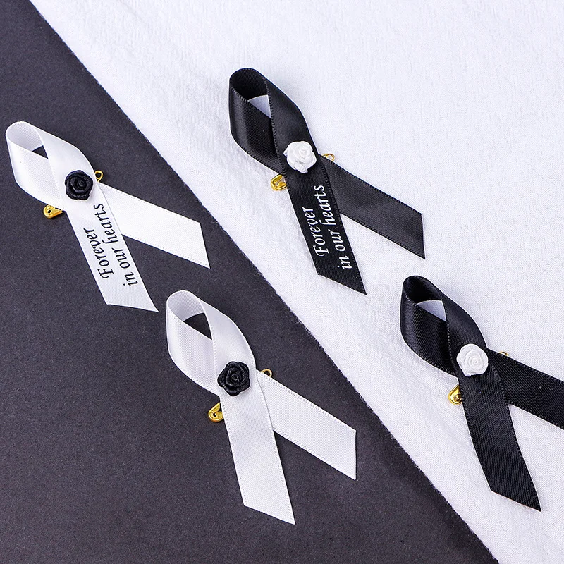 Set Di 40 Spille Commemorative 'Forever In Our Hearts' Con Biglietti E Sacchetti In Organza, Per Funerali, Lutti E Cerimonie