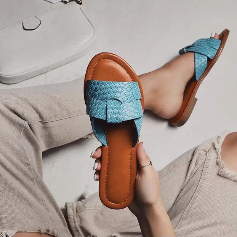 Beautiful Lady Made in China High Quality Women Sandals slippers