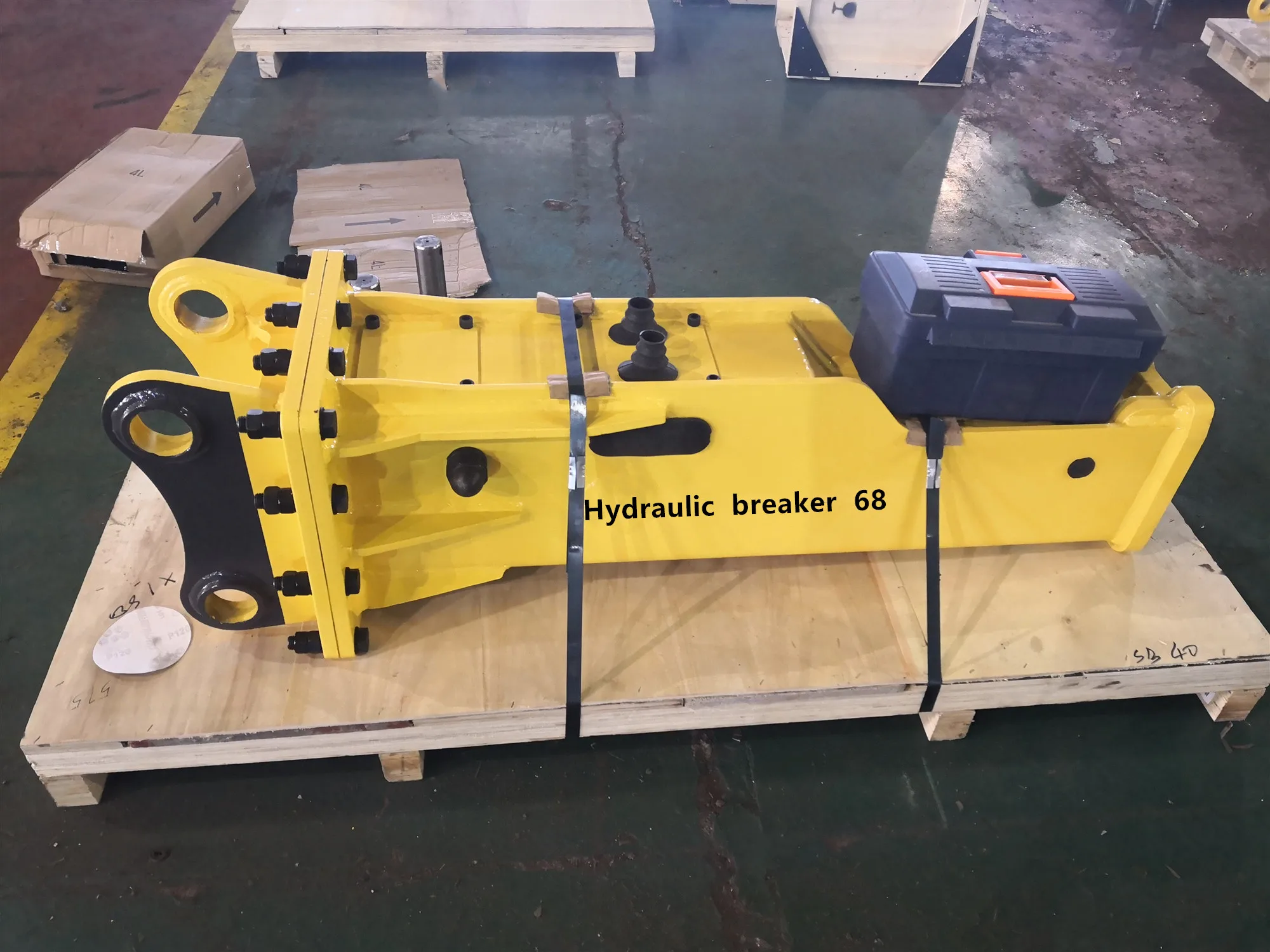 MST 542 Backhoe Loader With Hydraulic Breaker Hammer