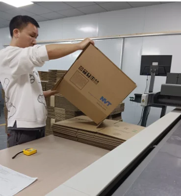 Custom High-End Corrugated Paper Transport Carton Boxes Factory-Durable Fruit Vegetable Food Packing Fresh Gift Box for Sushi