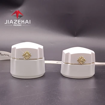 Luxury Glass Bottles for Skin Care Empty Cosmetic Lotion Serum & Foundation Packaging for Cream & Facial Cleanser