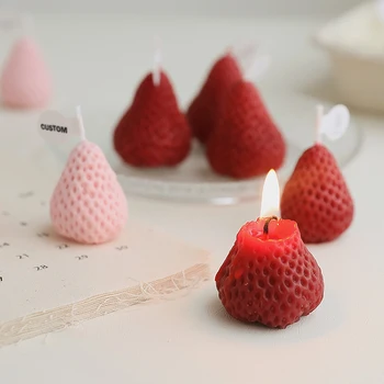 2024 Christmas Creative Strawberry Candle Aromatherapy Soy Wax Uniquely Designed For Festive Decoration