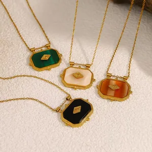 French Retro Style Trendy 18K Gold Plated Agate Geometric Pendant High-End Link Chain Stainless Steel Niche Design