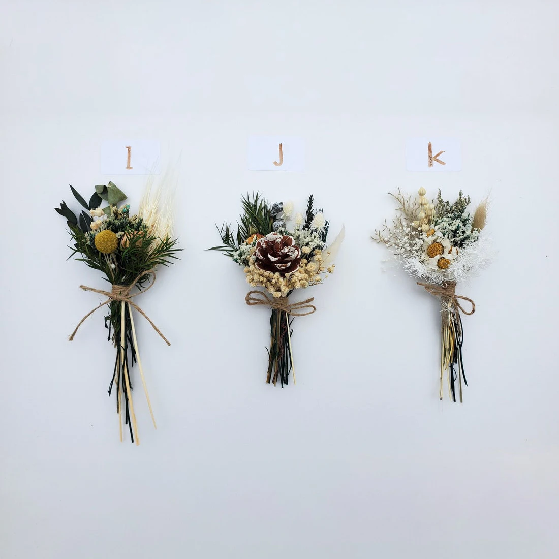 Mini Dried Flower Bouquet – GALLERY FLOWERS