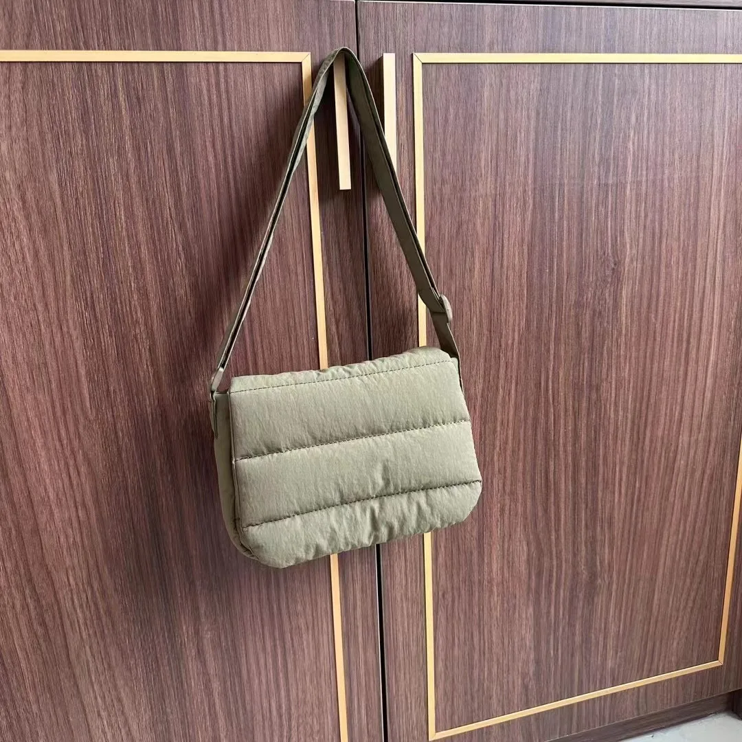 Luxury Women's Designer Handbags Nylon Flip Cover Cloth Light Puffy Square Puffer Zip Crossbody Shoulder Bag Fashionable Bag