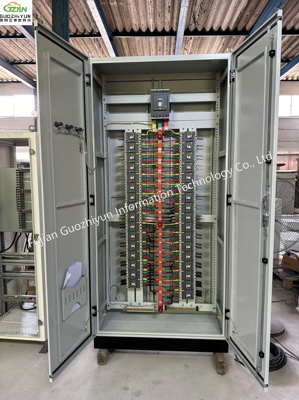 MLXY6 Power Distribution Board Customized IP65 Low Voltage Power 3 ...
