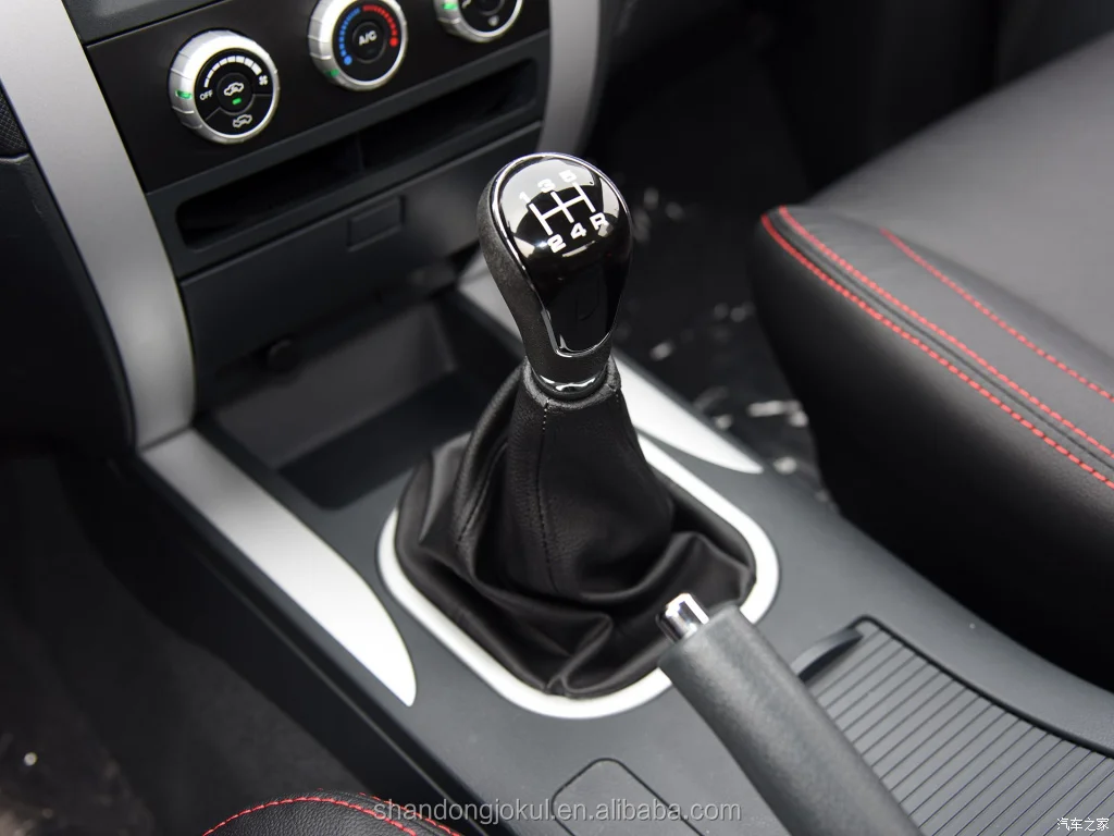 
Популярный пикап FOTON TUNLAND 4X4 с 2,8 л дизельным двигателем ISUZU 