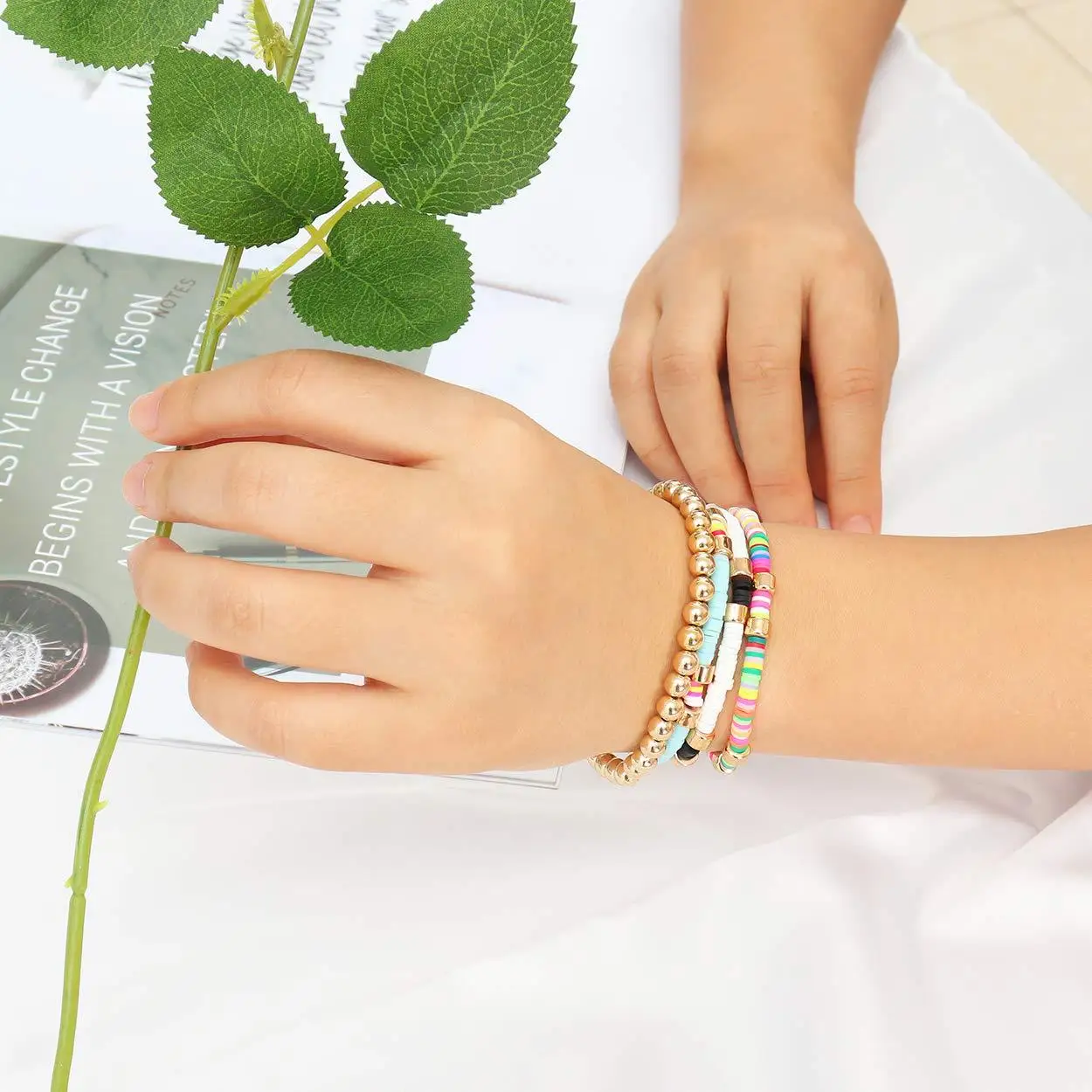 Bracelets Y2K - Stylish Heishi Surfer Set for Kids & Adults