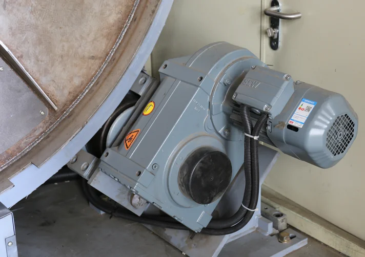 cow bedding recycling system with electronic control system-5