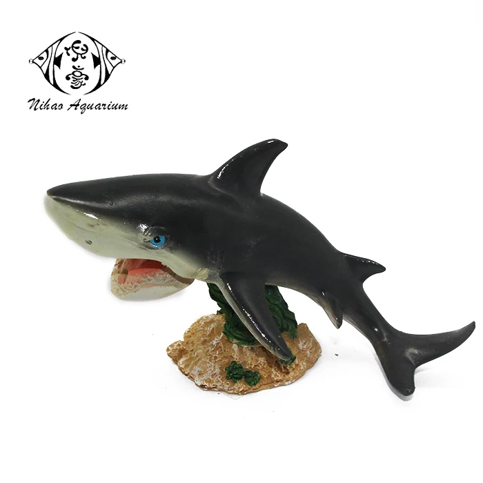 Action Shark with sharp Teeth Underwater Open Mouth Animal Active Resin Decoration Fish tank Aquarium Ornament