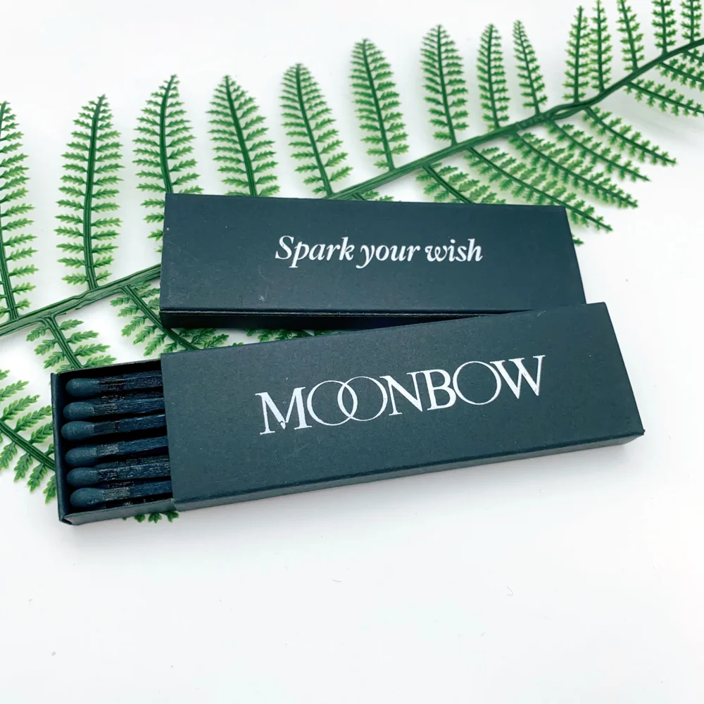 Персонализированные креативные спички могут быть настроены напечатанные логотипы шаблоны безопасности коробки соответствует всем черным цветам