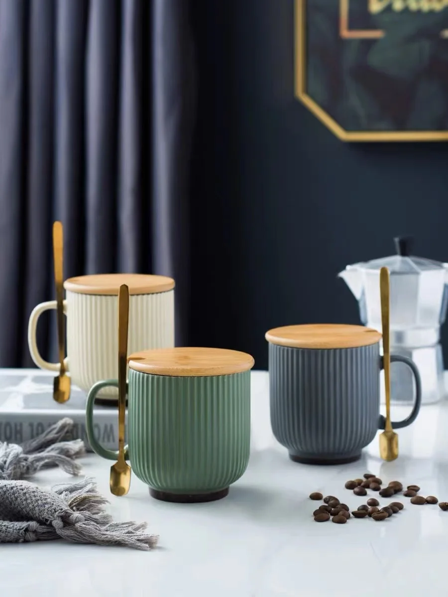 Groothandel Morden Ceramic Coffee Mug With Handle Multi-colored Custom Nordic Matte Mug Cup manufacture