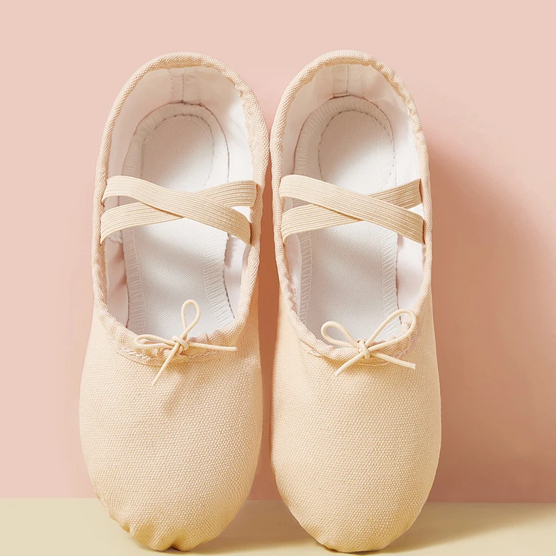 Детская парусиновая обувь для балета