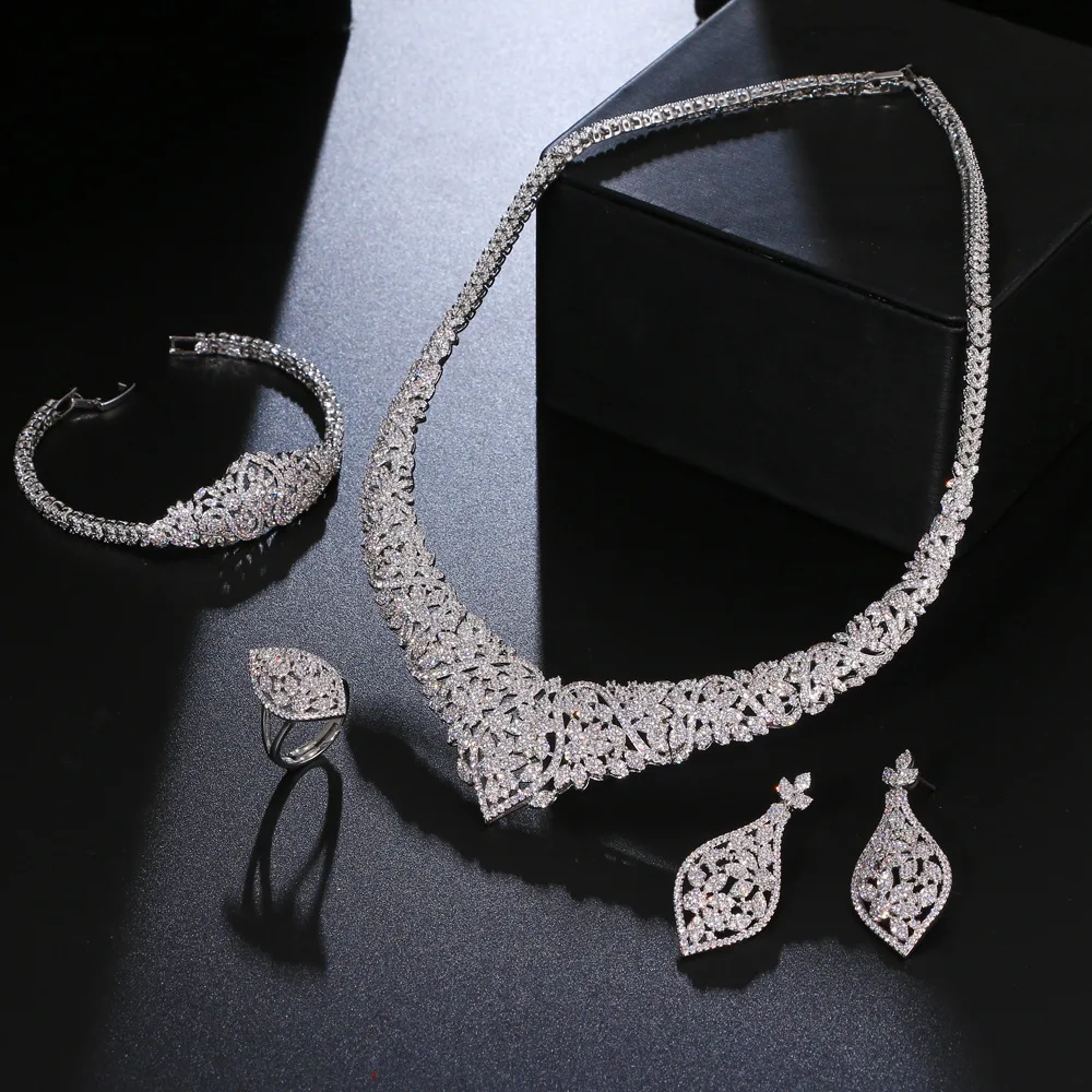 Conjuntos de Joias Finas por Atacado, Conjunto de Joias de Luxo com Anel,  Pulseira e Brincos com Diamantes Completos para Mulheres, image size:1000x1000