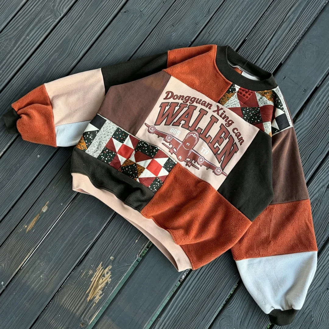 Aangepas vintage-mannes crewneck-sweatshirt met portretstukwerk, borduurwerkstuk, DTG-druk, swaar geborselde katoen, Y2K-straatklere