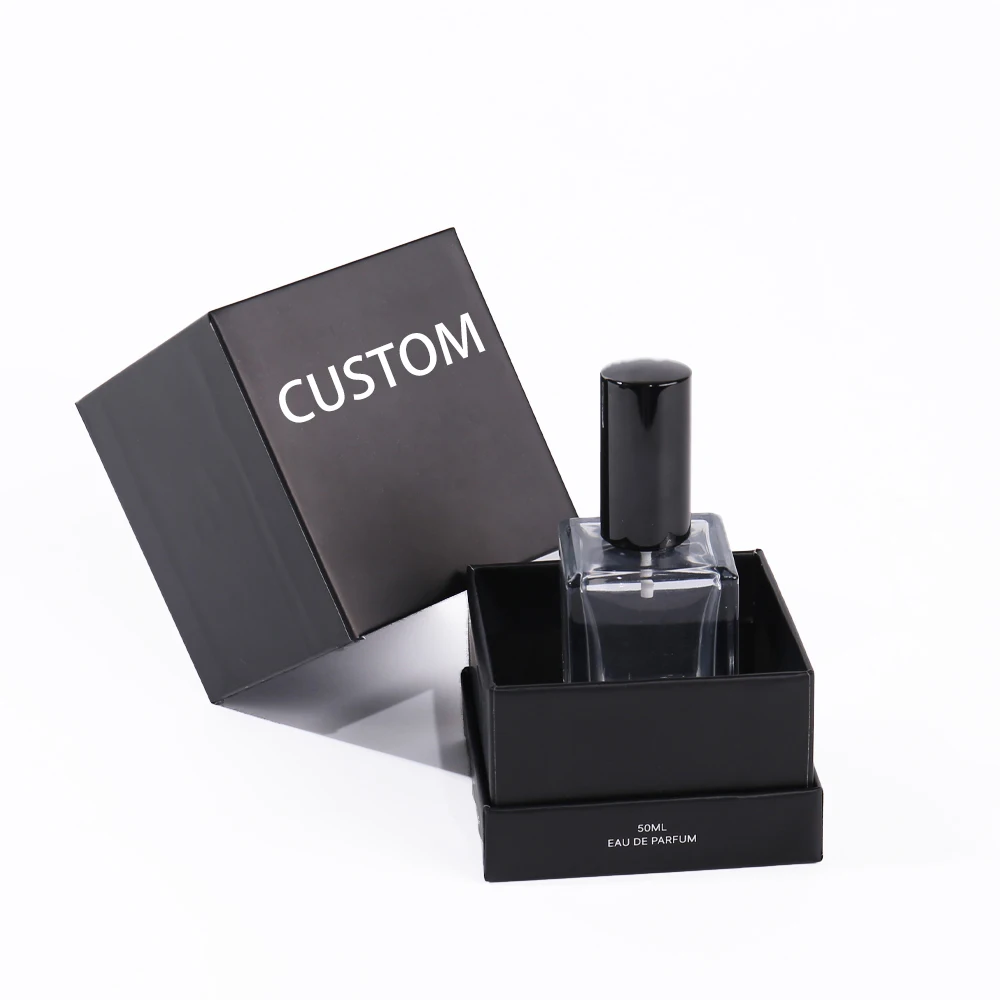 علبة تغليف عطرية فاخرة مصنوعة من الورق المقوى الصلب المخصص، تتكون من غطاء وقاعدة، مع طباعة الشعار والتشطيب الحراري (Stamping)، وهي علبة تغليف عطرية راقية