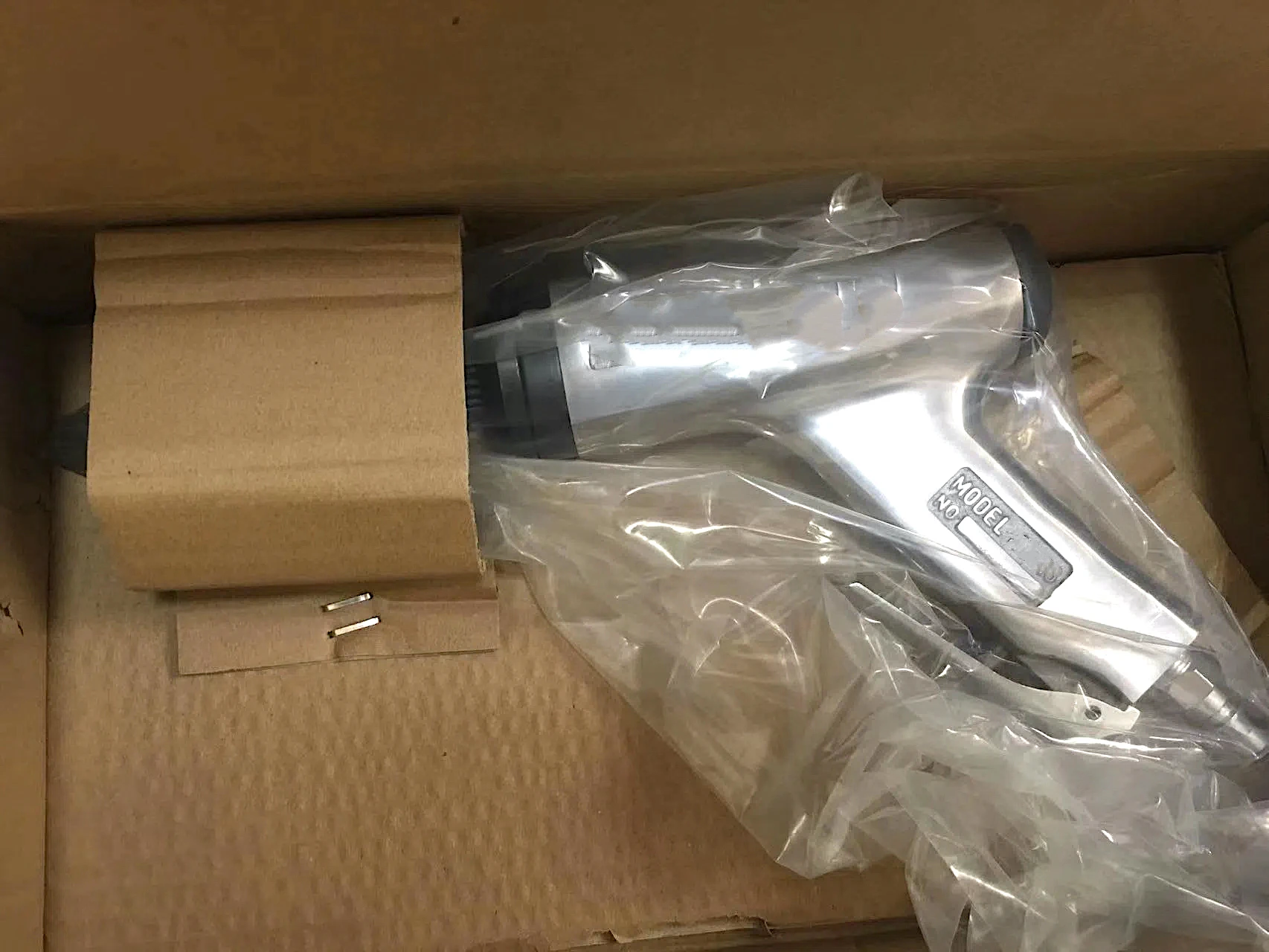 JC-16 Industrial Needle Scalers - Powerful & Compact Tools