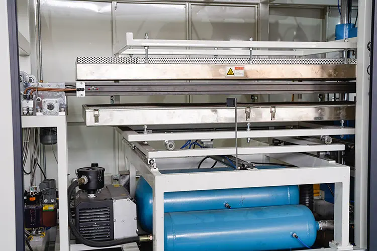 Fully Automatic Servo Drive Plastic Cup Making Machine Plastic Vacuum Thermoforming Machine Making