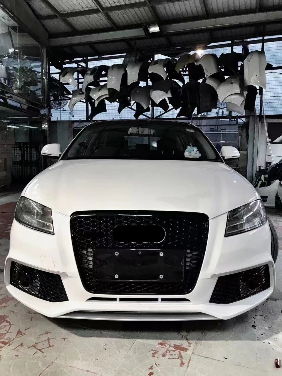 A3 S3 8P Front Bumper with Grill for Audi A3 S3 8P Facelift RS3 Style BodyKit for Audi Bumper 2008 2009 2010 2011 2012 2013