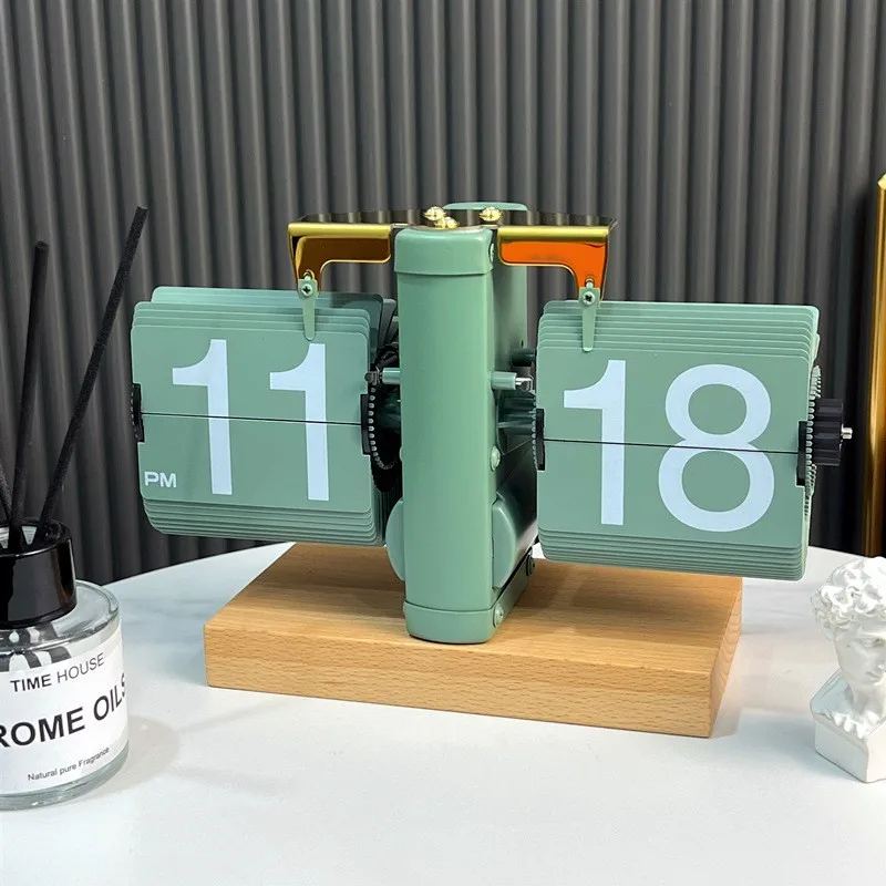 Decorative Mechanism Giant Auto Desk Table Alarm Clock Automatic Flip Calendar Custom Retro With Sound Control Led Night