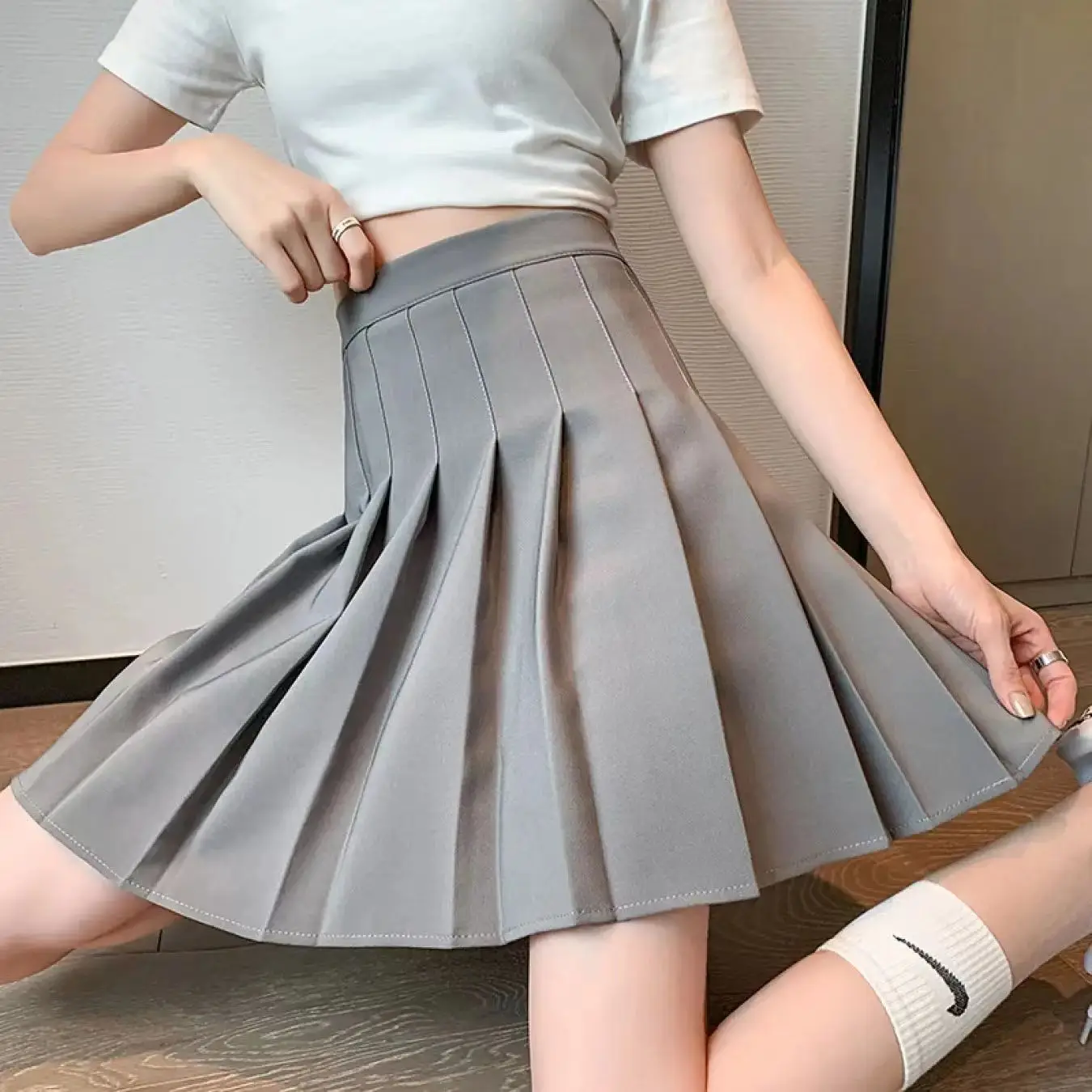 Brown Skirt Ladies Summer Clothes Women's High Waist Harajuku Korean Style  Black Mini Pleated Skirt for School Girl Uniform