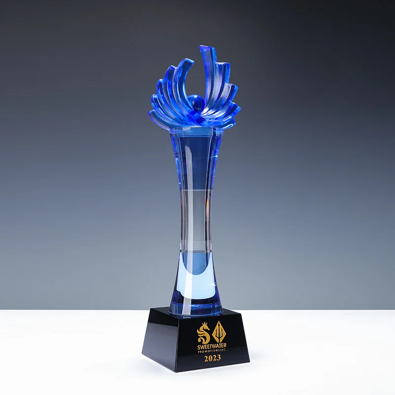 Factory direct sales unique design crystal trophy customized logo k9 high-grade awards details