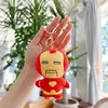 Hebilla dorada de Iron Man