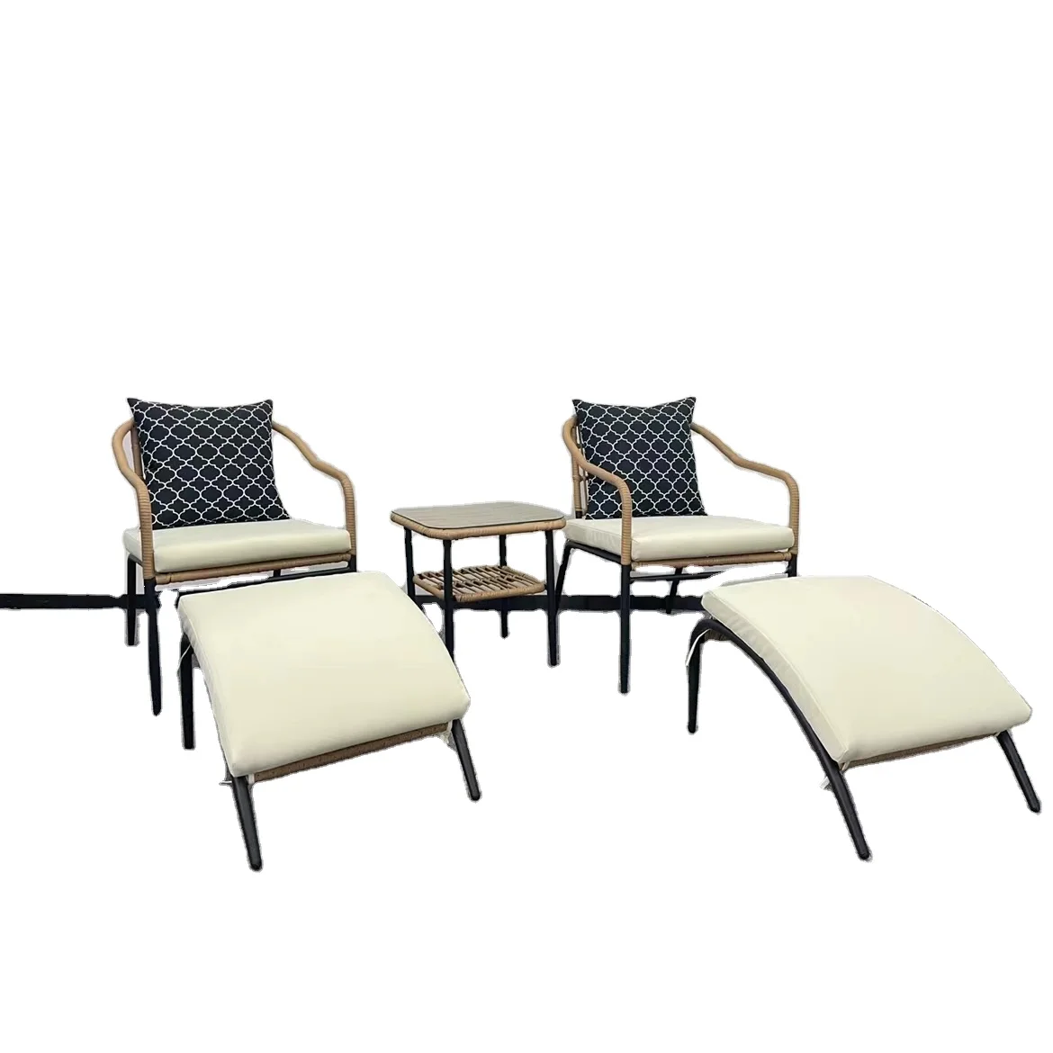 Wholesale Luxurious Balcony Sun Lounger Rattan Sofa Garden Furniture
