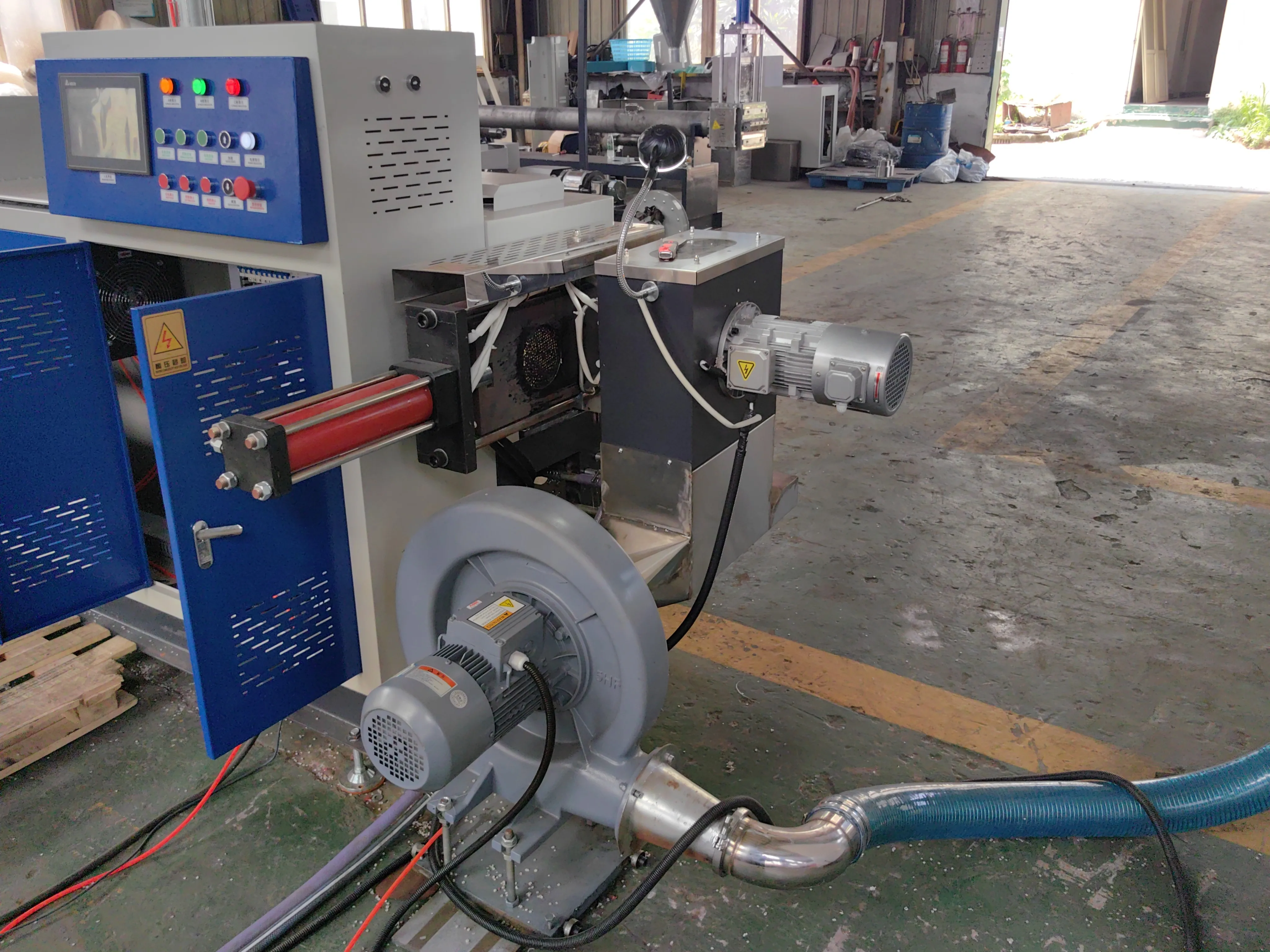 HDPE/PE/PP LDPE PP PE PS Single Screw Pelletizing Extruder Pelletizer Line Double Granulators Waste Plastic Recycling Machine