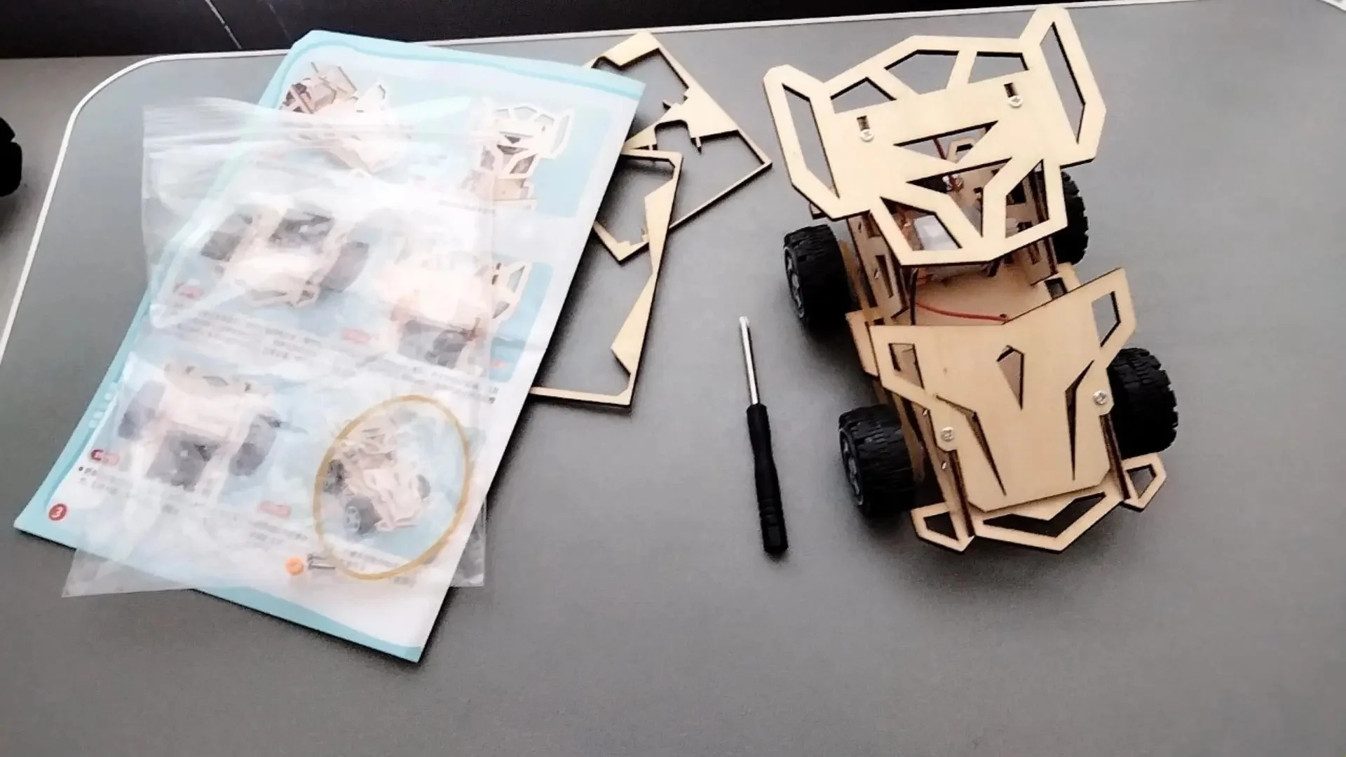 Science Wooden Learning Toy With Paint Set Engineering Kits Stem  Kids Car for Student STEM Toy Diy Wooden Car Remote Physics