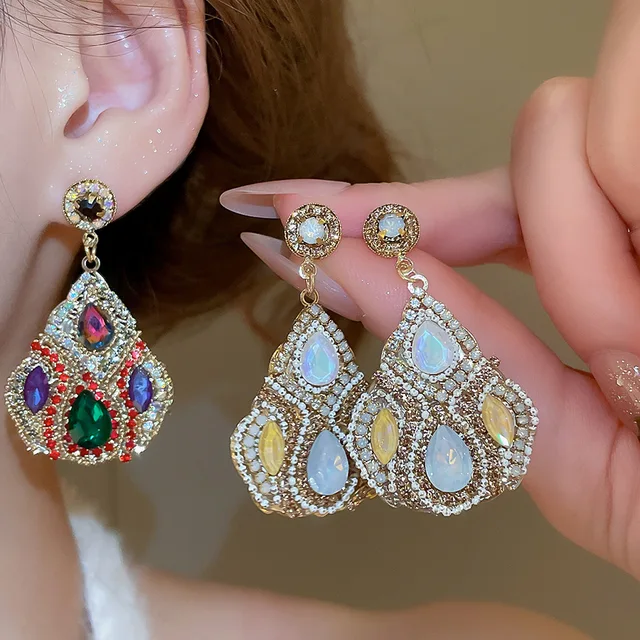 Silver Needle Super Sparkling Zircon Waterdrop Pendant Crystal Elegance Light Luxury Premium Wholesale Stud Earrings for Women