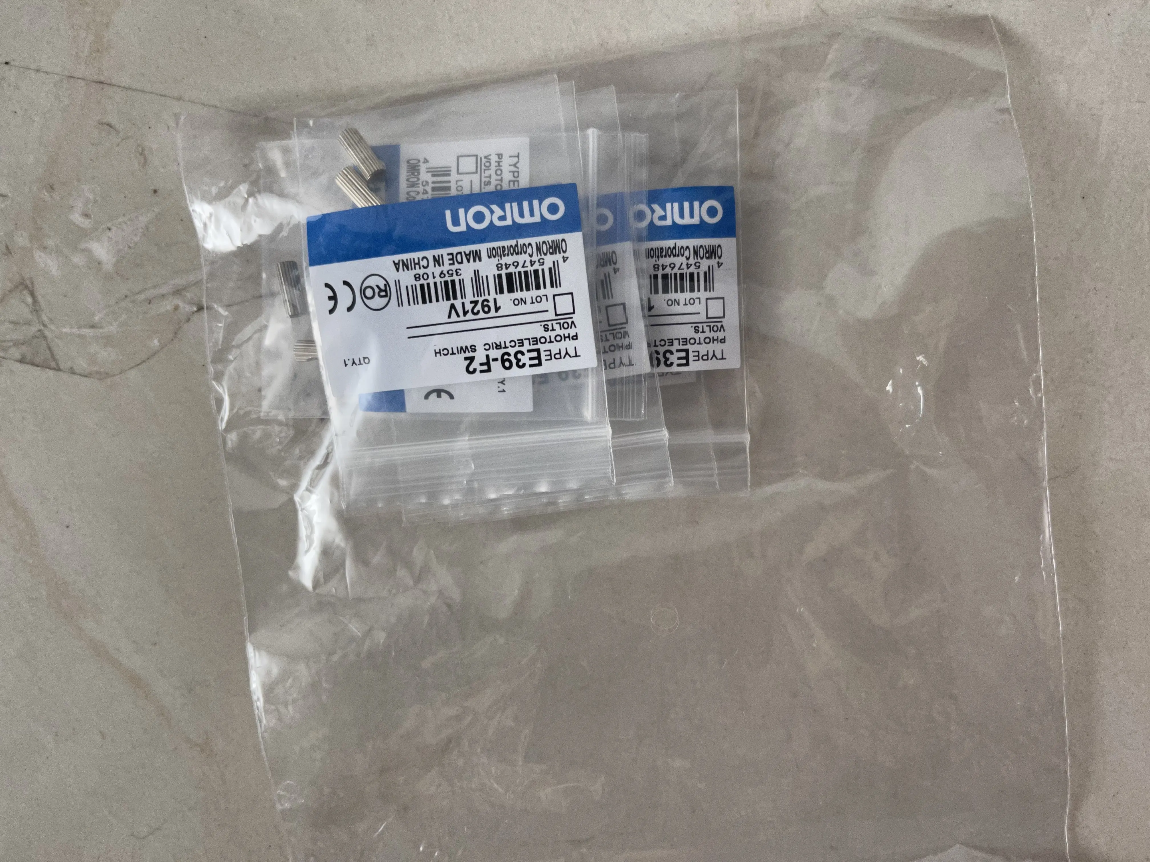 Omron Photoelectric Switch Fiber Unit E39-F2 Omron Photoelectric Switch Fiber Unit E39-F2